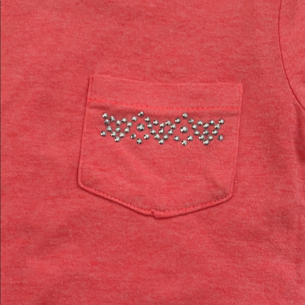 Tops - Picture 3 of 4